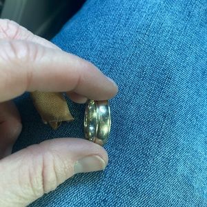 14k white gold bought at zales. No papers on it size 10 mens